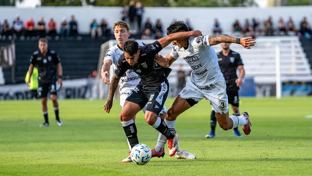 전술 실험 관련 인포그래픽