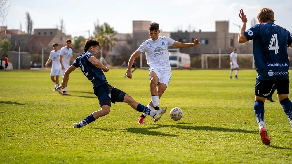 스프린트 훈련을 하는 선수